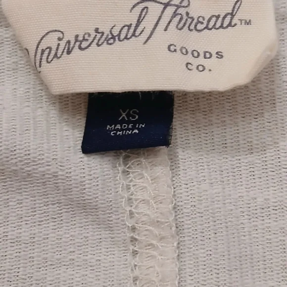 Ribbed Henley Thermal Long Sleeved Top Ivory Size:XS Women's Universal Threads - Picture 8 of 9